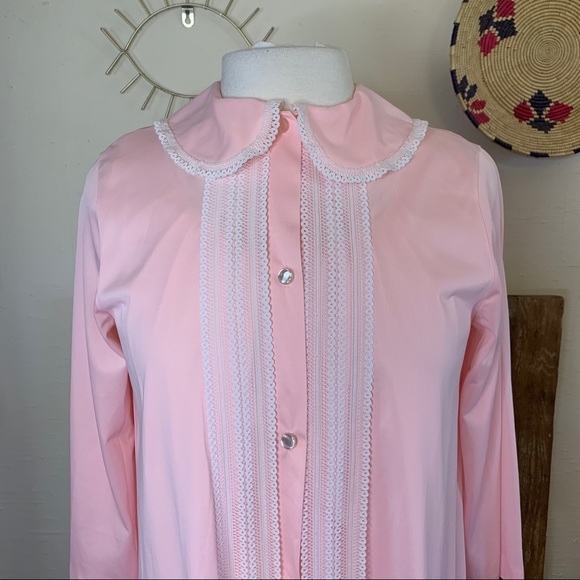 Vintage handmade nightgown and robe set - Picture 13 of 13